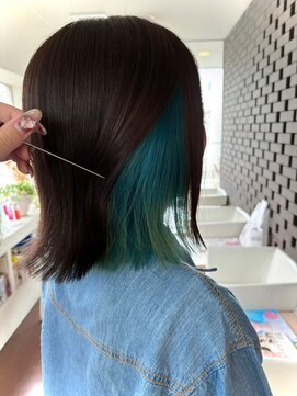 エヌアンドエーコンティ(N&A CONTi) うる艶美髪×インナーカラー 外ハネボブ 艶カラー/グリーン