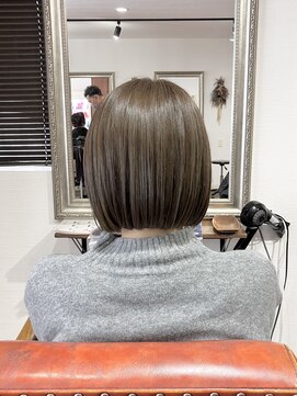 ヘアメイク アンフィ(amphi) 切りっぱなしボブ..~*＊.