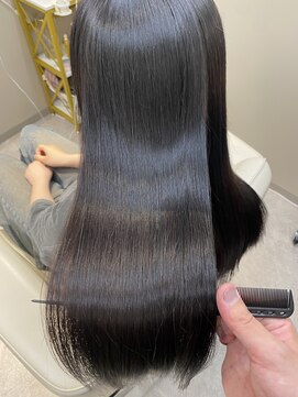 シュヴーブリヤン(cheveux brillants) 【指通りが変わる艶髪体験】濃密トリートメント仕上げ