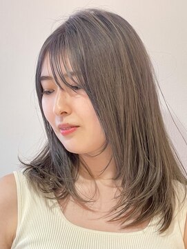 レヴィア(REVIA) レイヤーカットミルクティーベージュ髪質改善トリートメント