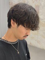 フィフス 大分(fifth)&nbsp;大分シャドウパーマメンズカット毛流れセンターパートウルフ30代