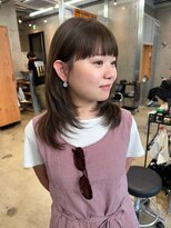 ホネン(honen)&nbsp;ミディアムレイヤー　レイヤーカット　オリーブグレージュ