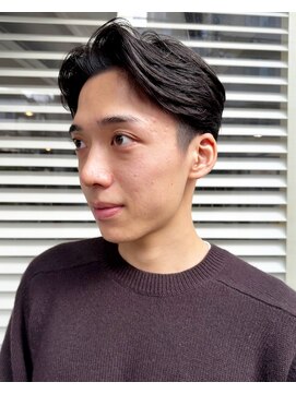 メンズ/刈り上げセンターパート/毛流れ/黒髪/2ブロック