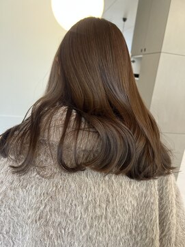 ローレンアオ(LOREN AO) 着物ヘア/ダークアッシュ/ミディアムレイヤーカット/栄矢場