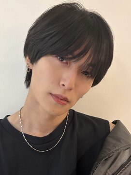 リリット(ReLit) 波巻きツイストスパイラル刈り上げセンターパートフェザーパーマ