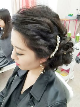 ヘアーメイク ティアラ(Hair make Tiara) 結婚式ルーズアップヘア☆+゜