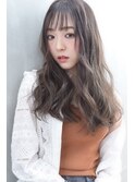 大人可愛いフェザーロング小顔ジグザグバングデザインカラー
