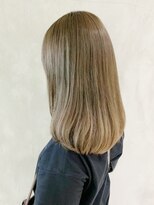 アイティー バイ アルバム 中野店(IT by ALBUM)&nbsp;アッシュグレージュ_オリーブカラーハイライトカラー_ba305821