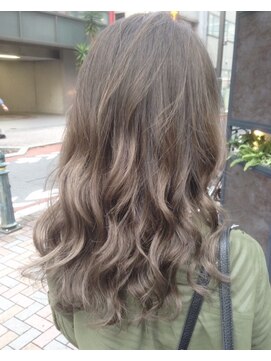 リガナッツ 池袋店(Riganuts) スモーキーグレージュ　<riganuts 池袋>