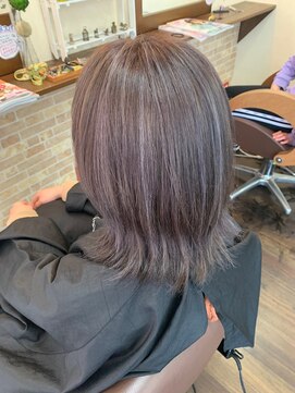 エモーション(Emotion) ホワイト3Dカラー