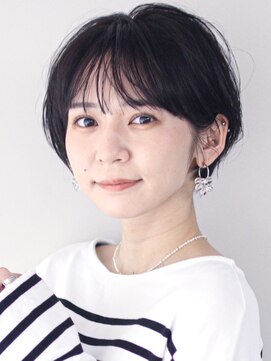 サーカス バイ ビュートリアム 青山(CIRCUS by BEAUTRIUM) 小顔　黒髪　パーマショート　暗髪　　前髪あり　耳かけショート
