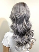 リリー シブヤ(Lilly shibuya)&nbsp;【Lilly渋谷】#シルバー#ホワイトブリーチ#ヨシンモリ#韓国