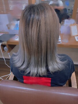 プレッソヘアー Presso hair ホワイトカラー