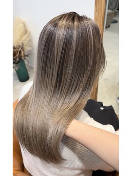 ウェーブス(WAVES) シャドウルーツ