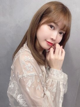 アイユー(ii+U) 艶髪　アンニュイカラー　アースカラー　透明感