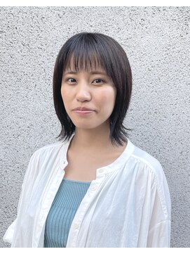 マノハル(MANOHARU) ぱっつんミディアム　地毛に馴染ませ黒染め地毛風カラー