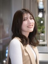 ビュートリアム 梅田(BEAUTRIUM)&nbsp;くびれヘア/外ハネロブ/顔まわりレイヤー/大人可愛い/似合わせ