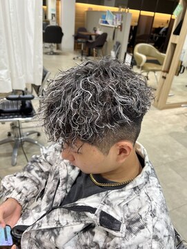 リベルテ グリット(Liberte Grit) 白メッシュ×ツイスパ　レイヤーマッシュ