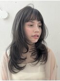 フェイスレイヤーカットナチュラルグレージュカラー