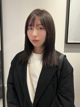 フェイバリットガーデン(favorite garden) ミディアムフェイスレイヤー×グレージュカラー