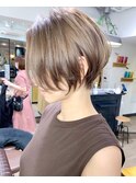 30代、40代/丸みくびれショートボブ×白髪染めハイライト/大宮