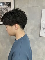 ハウワズ 西荻窪(HAWuaz) センターパート×フェザー風カット