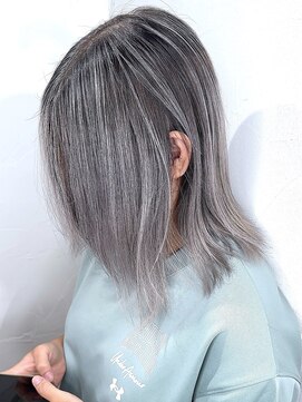 ブレイズヘアー(BLAZEhair) 【筋感多め】ホワイトバレイヤージュ×ブリーチ2回