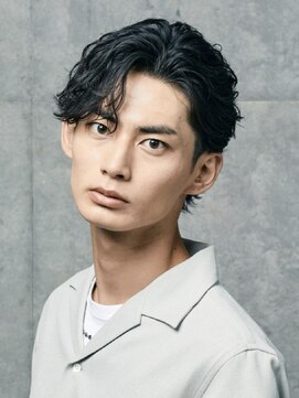 フィフス 大分(fifth) 大分メンズセンターパートかきあげ強めツイストスパイラルパーマ