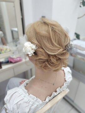 リサ 恵比寿(risa.) ゆるゆるアップスタイル