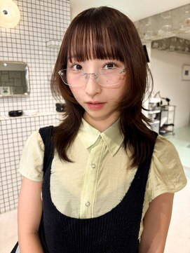 束 ハッシュカットとナチュラルブラウン