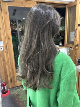 テイ(tei) カーキグレージュ/オリーブグレージュ/ロング/グレージュ