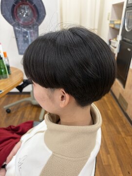 ヘアーズ サエミ マッシュボブ ＋ ツーブロックでカッコ可愛く♪