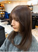 イルミナカラー/グレージュ/ロング/レイヤー/顔周りデザイン