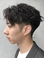 マグカーネバイフィフス オカヤ(Mag KANE by fifth okaya) 岡谷メンズカットメンズパーマツイストスパイラルパーマフェード
