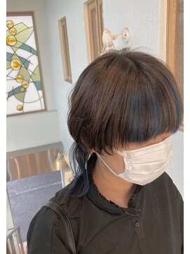 トップヘアー 中庄店(TOP HAIR fuapua) インナーブルーマッシュウルフ『Nao』