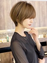 くびれ美人ショート【西村　公孝】