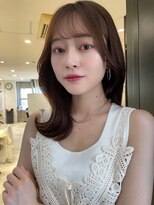 アイヴィー(IVY)&nbsp;流れる前髪大人かわいいくびれヘア【肥田亜沙美】