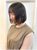 切りっぱなしボブ　艶カラー　ダークアッシュ　ミニボブ　透明感