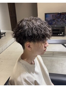 ミオ ゾーン(Mio'' ZONE) 波巻きパーマ