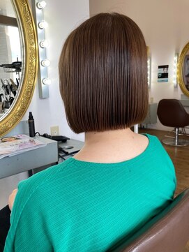 シャンプーボーイ セントラル 博多(SHAMPOO BOY central) ショート/ショートボブ/ハイライト/切りっぱなし/博多