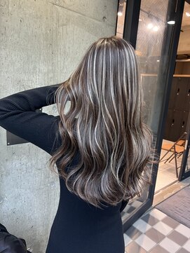 リュストル 町田(LUSTRE) 大人系ハイライト