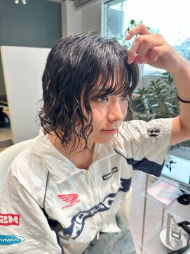 アム(amu) ボブパーマ/パーマボブ/ミニボブ/コテ巻き風パーマ/くせ毛カット