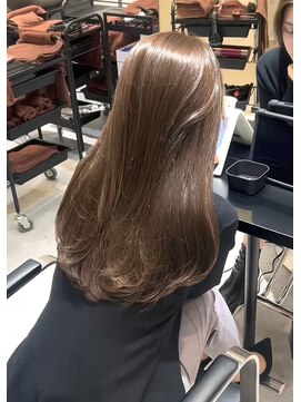 リス バイ ソヨン(Lis by SOYON) 育てるベージュ×くすみオリーブ