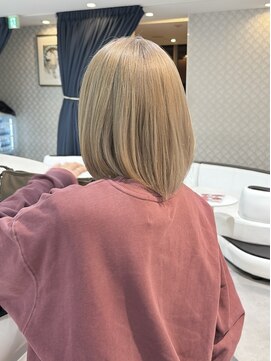 エアー 青山(AIR) ブロンドベージュシルバーベージュハイトーンカラー