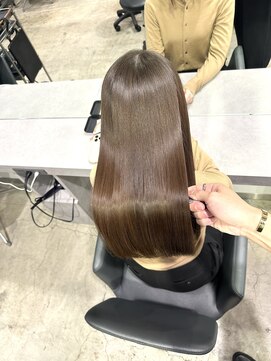 キュア 表参道(CURE) 乾かすだけで叶う髪質改善[表参道駅/縮毛矯正/トリートメント]