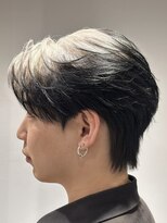 オーシャントーキョー 神戸(OCEAN TOKYO KOBE)&nbsp;ホワイトブラックルーツカラーニュアンスフェザーセンターパート