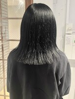 エミス バイ メルト 吉祥寺(emis by melt)&nbsp;[石川]ミディアムヘア切りっぱなし艶髪暗髪吉祥寺20代30代40代