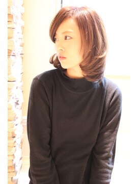 レウナ 外苑前(Reuna) 【30代・40代・50代】大人女性に人気のミディアムレイヤー