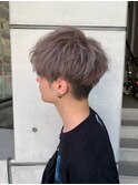 前下がりショート　グレーアッシュ