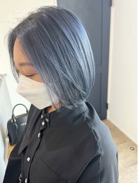 アーブル ヘアーアンドメイク(ARBRE) ブリーチダブルカラー切りっぱなしボブ